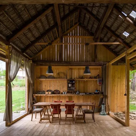 Feriehus Sen Sosen - Czarujacy Dom Z Sauna, Basenem I Stodola